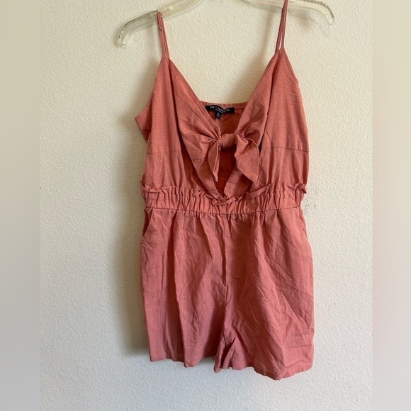 Women's pink bow tie front romper Large - Picture 1 of 7